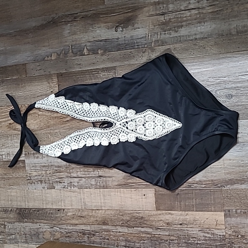 Kona Sol one piece bathing suit, size small, black with ivory lace